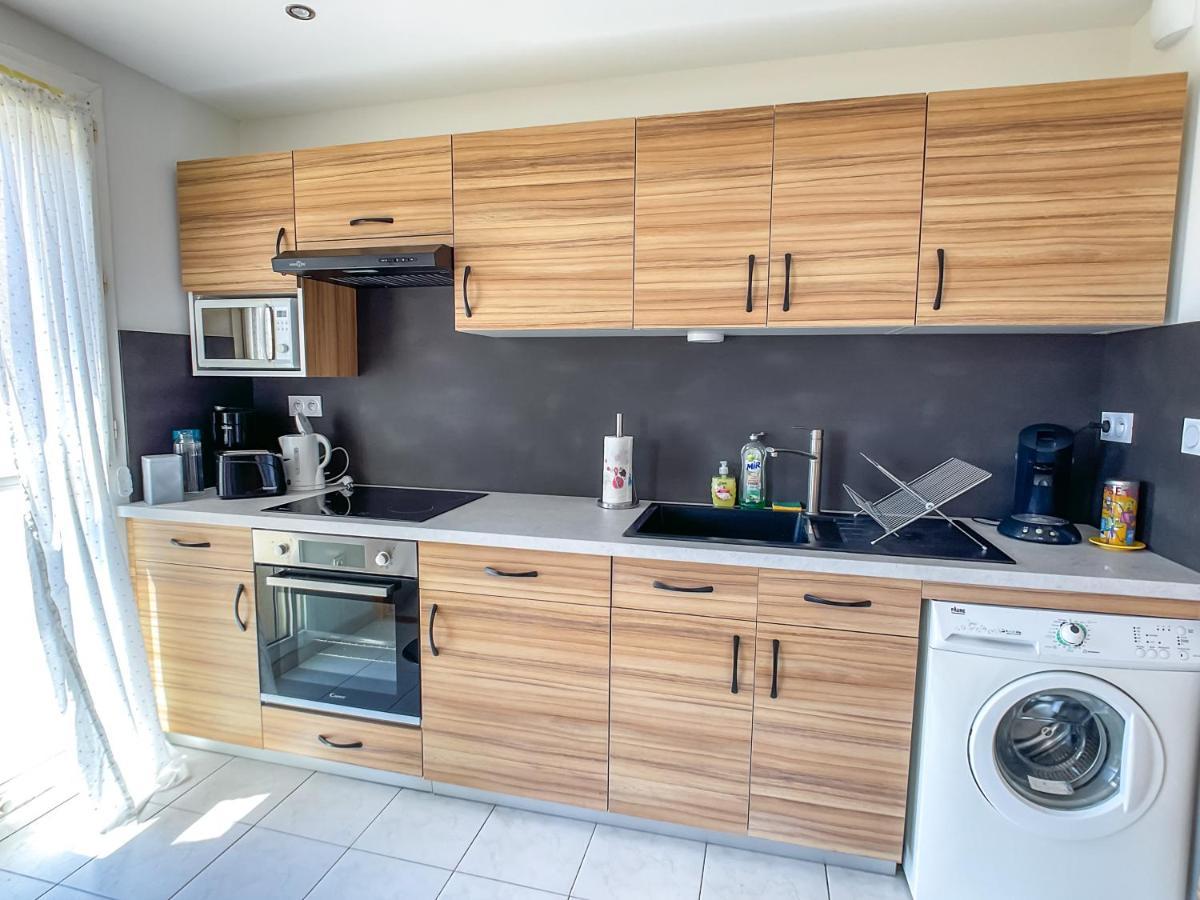 T2 Tout Confort Proche Centre Hyeres & Plages Экстерьер фото